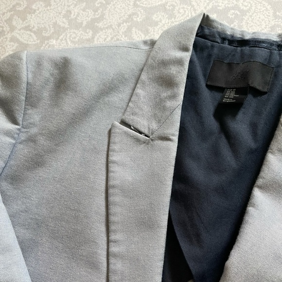 H&M Blazer - Picture 2 of 3
